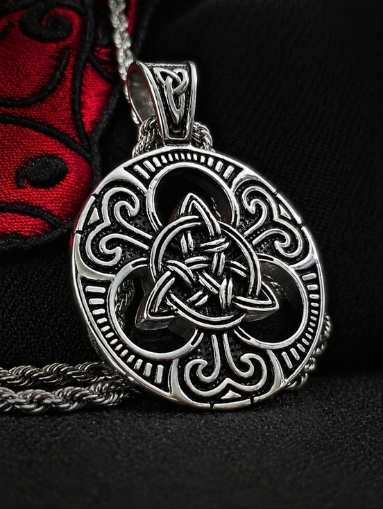 primobling Other - Celtic Cross Necklace  